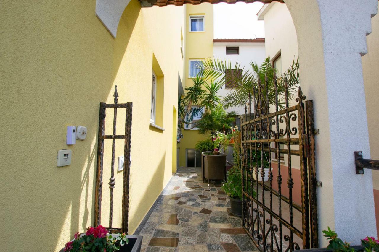 Jela Apartment 7 PUY Exterior foto